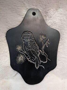 VTG Carved Black Wooden Owl Wall Plaque